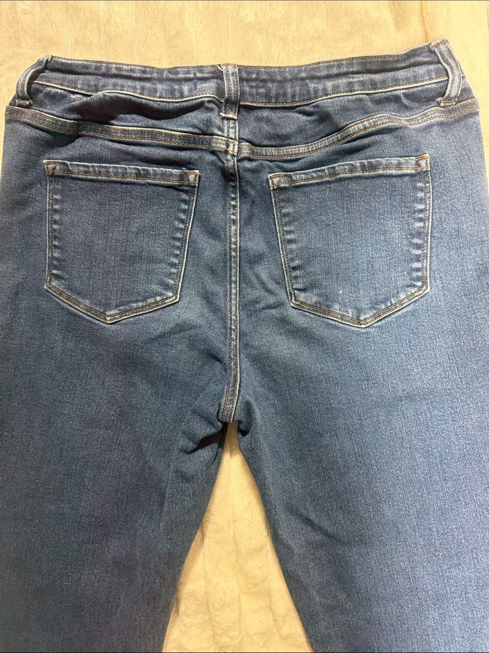 Vervet Women’s Blair Bell Bottom Jeans Medium Wash Size 31 - Picture 5 of 6